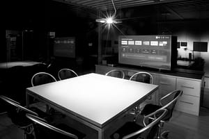 Sala de reunions per a 10-12 persones amb Smart TV